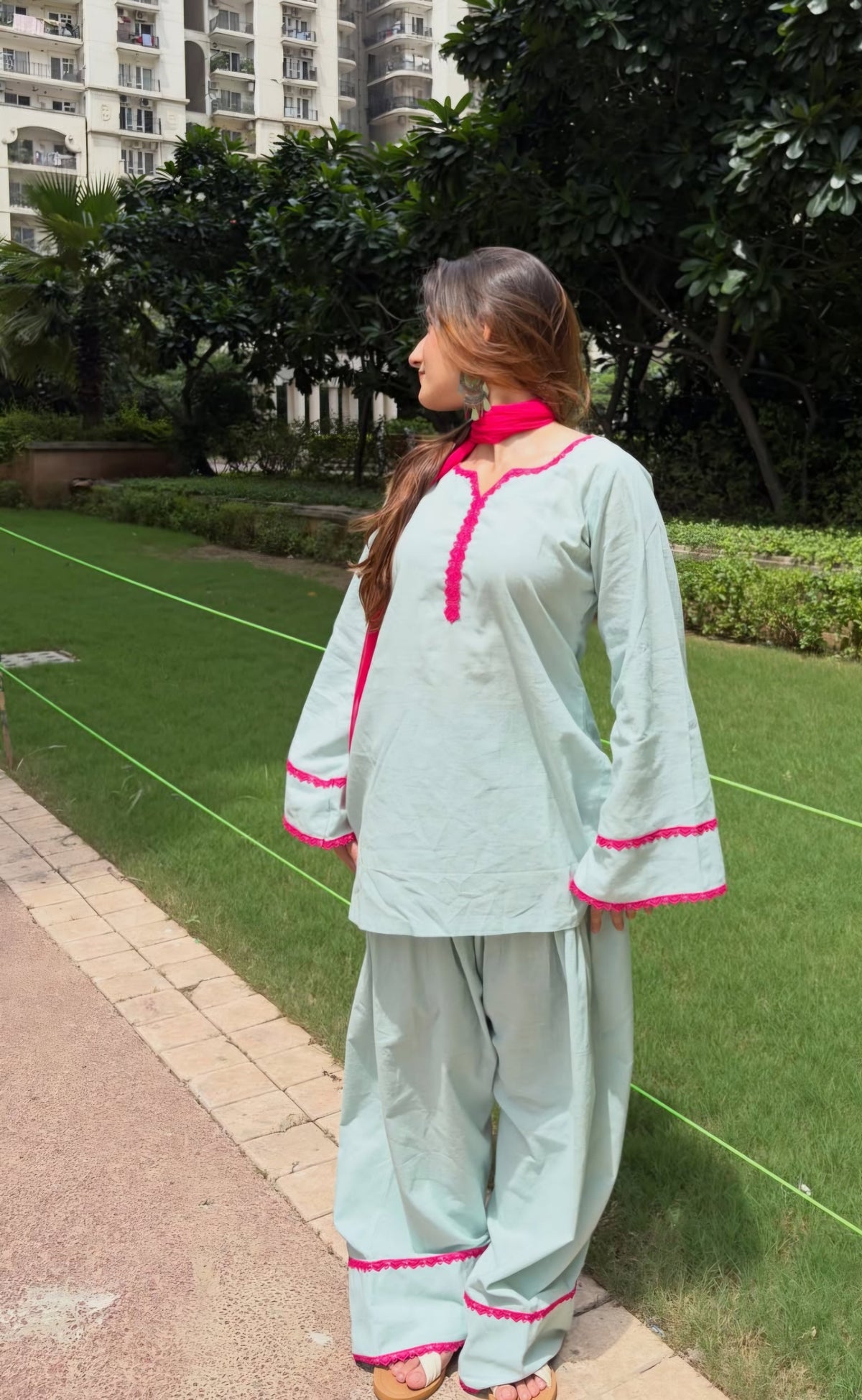 Q2 farshi shalwar 3pcs set